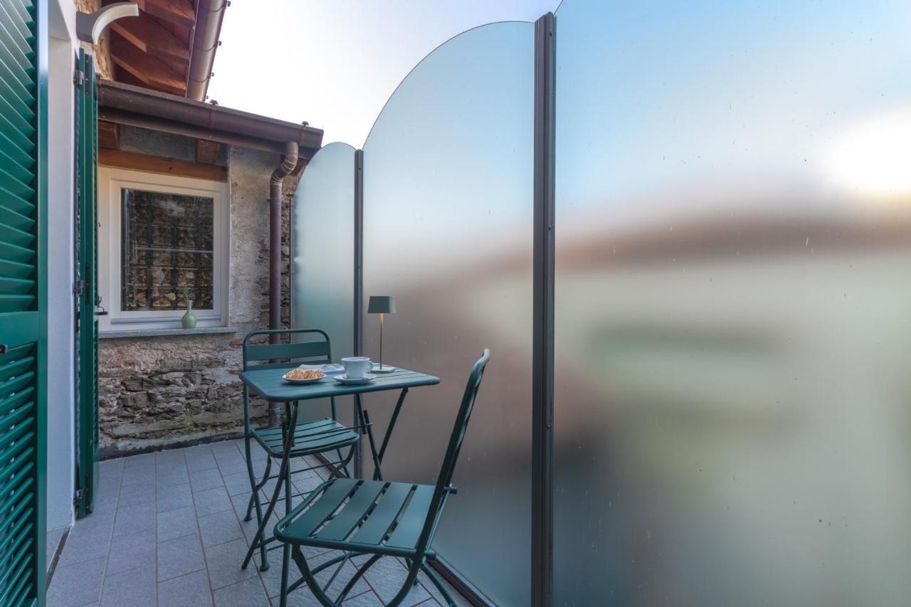 Casa Del Borgo "Aria & Acqua" Sul Lago Maggiore Maccagno Exterior photo